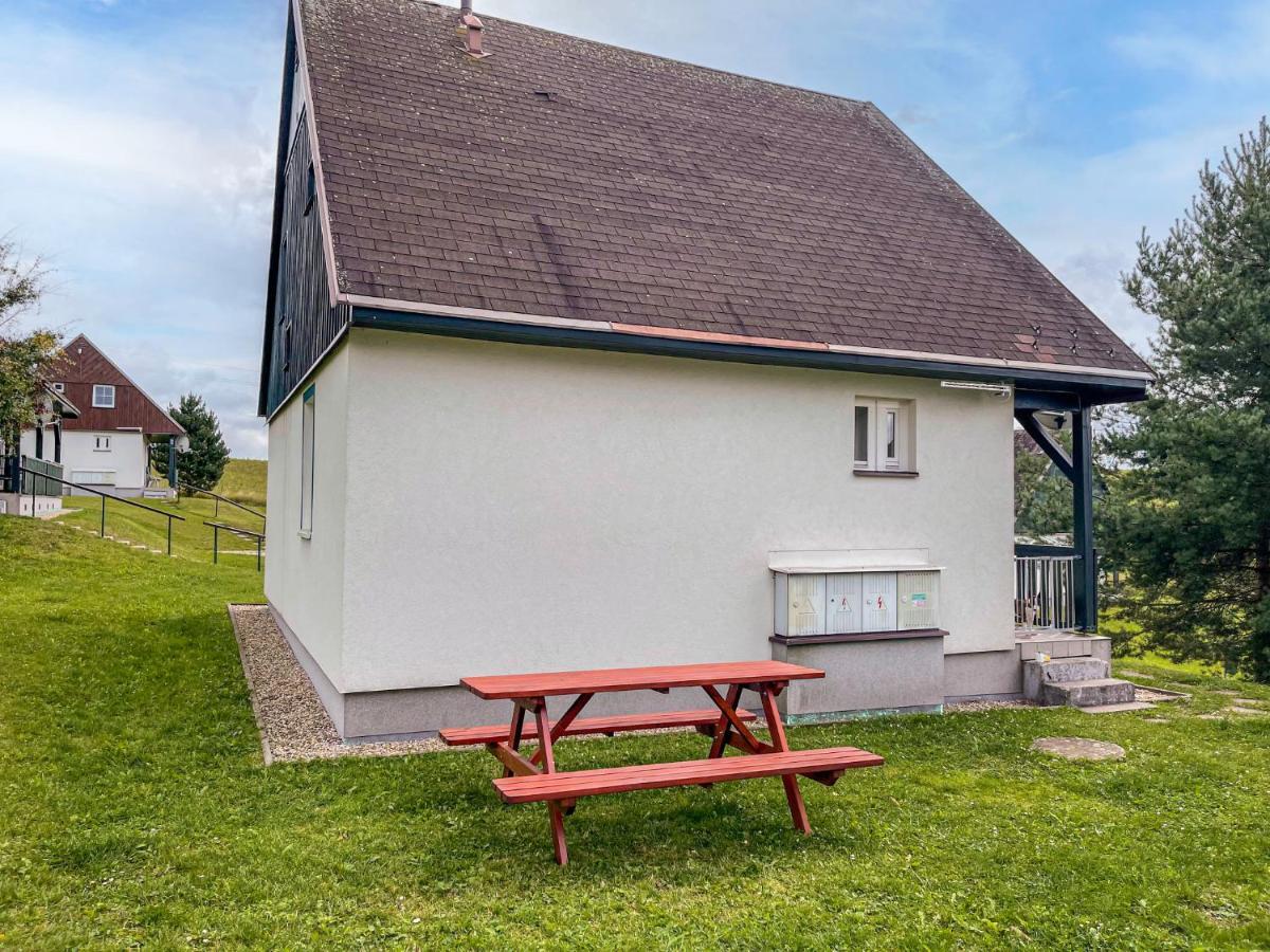 Holiday Home Holiday Hill 60 By Interhome Cista  Exteriör bild