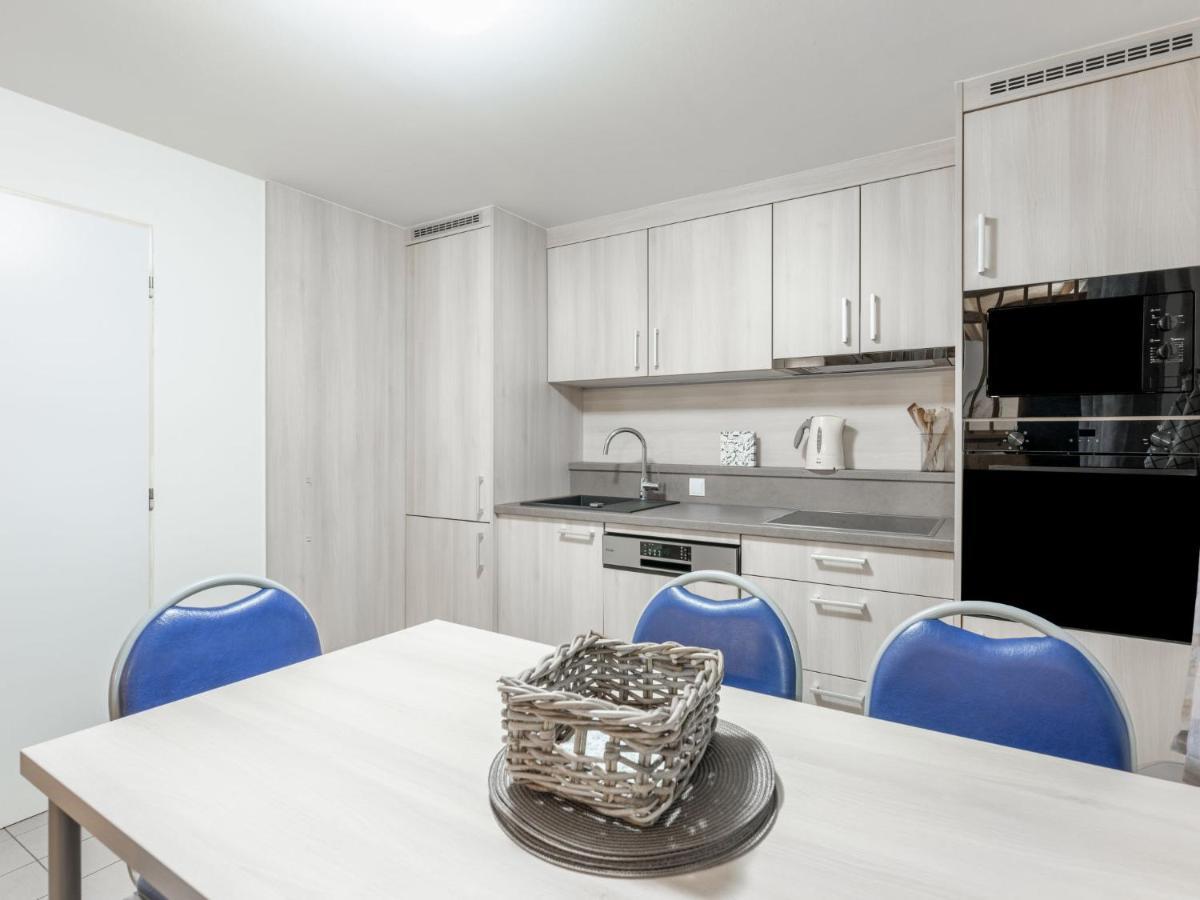 Holiday Home Holiday Hill 60 By Interhome Cista  Exteriör bild